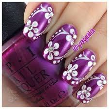 Sometimes the simplest things are the best! Purple Nails With White Flowers Flower Nails Nail Art Nail Art Designs