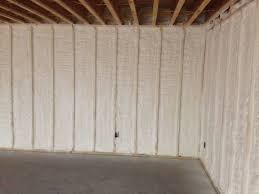 closed cell spray foam insulation on