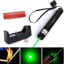 Đèn laser - bút laze lazer 303 tia xanh / đỏ cực sáng công suất lớn chiếu  xa 3km Tặng kèm Pin sạc bao gồm bộ sạc