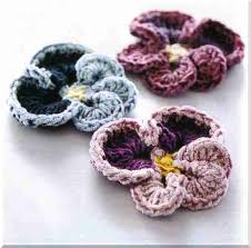 Плетене на една кука е едно от водещите разпоредбите сред съвременните видове бродерия. Pletene Na Edna Kuka Cvetya Za Dreha Dekoraciya Shema Floral Floral Rings Embroidery