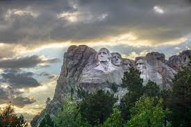 Rushmore is an almost indefinable genre of its own. 5 Things You Can T Miss On Your First Visit To Mount Rushmore Dirt In My Shoes