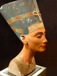 Résultat de recherche d'images pour "image néfertiti"