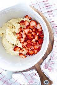 easy fresh strawberry bars recipe on