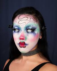 fashion designer makeup artist