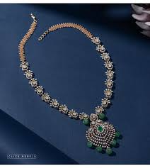 exquisite diamond necklaces now