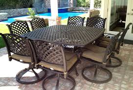 Outdoor Dining Set 9pc With 64 Square