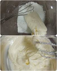 Cream cheese adalah keju muda bertekstur lembut yang belum difermentasi. Resepi Korean Cream Cheese Garlic Bread Simple Je