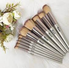 brush set foundation concealer uk