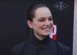 Emma portner's complex and delicate choreography draws on the grotesque, the artificial, and extreme emotionality, her extraordinary performances leaving. Emma Portner Age Dancer Ellen Page Wife Partner Wiki Bio Height