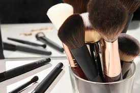 the essential makeup brushes you need