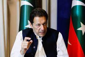Crisis en Pakistán: el ex primer ministro Imran Khan seguirá detenido y el Gobierno desplegó al ejército para contener las protestas - VOCES DE NECOCHEA