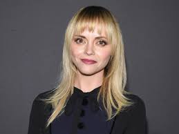 She is 41 years old.she was the youngest of four children of sarah, a realtor, and ralph ricci, a lawyer, and therapist who divorced in 1993. Christina Ricci One Good Thing About A Conservative Regime Is There S Something To Rebel Against The Independent The Independent