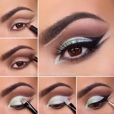 pale mint highlighted eyes