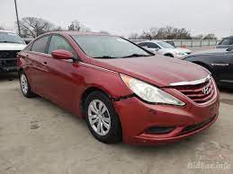 The hyundai sonata was redesigned for the 2011 model year. Hyundai Sonata Gls 2011 Red 2 4l 4 Vin 5npeb4ac8bh093260 Free Car History
