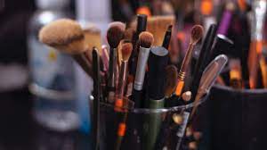 makeup courses academies in delhi