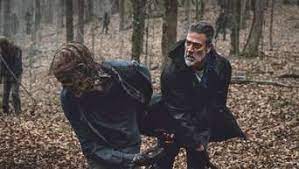 He relives the painful memory of meeting a reticent survivor and the toxic events that amplified his relationship with dog. The Walking Dead Staffel 11 Erste Bilder Des Serienfinales Enthullt Serien
