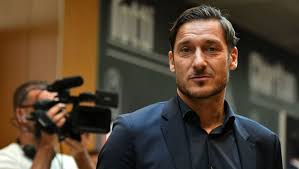 Er spielte auf der position оттянутый нап. Francesco Totti Lazio Had An Unbelievable Season Applause To Inzaghi