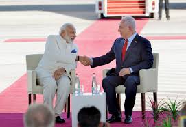 There are Dangers for India in Modi's Embrace of Israel
