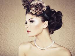During the victorian era, having one's hair styled by a hairdresser became popular. Victorian Hairstyles 23 Victorian Era Looks To Recreate This Season