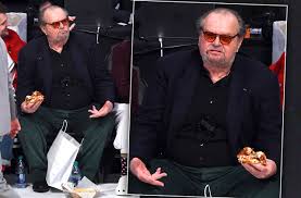 Reclusive jack nicholson has 'resigned to spending the rest of his life alone,' source fears. Jack Nicholson S Expanding Waistline National Enquirer