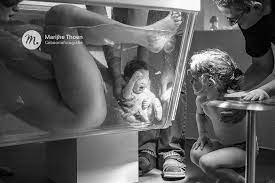 Motherhood and the Female Body Uncensored: Winners of the Birth Becomes Her  Photography Competition - The Natural Parent Magazine