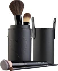 the brush complete colletion met cup