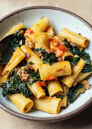 simple kale and sausage pasta
