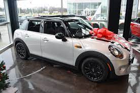 The mini 4 door is just 6 inches longer, and 190 pounds heavier than the 2 door version, while sharing the very same running gear. The 2015 Mini Cooper 4 Door Yes Please Mini Cooper 4 Door Mini Cooper Dream Cars