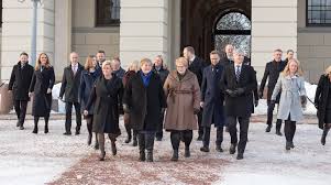 Udspil, aftaletekster, statsministerens nytårstale, regeringsgrundlag mv. Regjeringen Solberg Utvides Hoyre