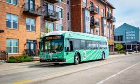 ddot adds four electric buses into