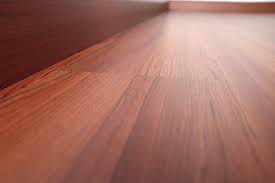 Vinyl Flooring Tapping Into The Pros