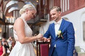 Check spelling or type a new query. Hochzeitsfotograf In Stendal Kruger Und List Hochzeitsreportagen