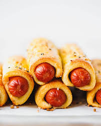 Brush the pretzel dogs with melted butter and sprinkle with coarse or kosher salt. Keto Hot Dogs Cooking Lsl
