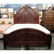 I own a very nice henredon bedroom set that is from the 1970's. Henredon Carlyle Collection Mahogany King Size Bedframe Chairish