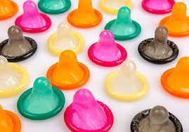 Prezervatif çok tercih edilen korunma yöntemlerinden biri. 4 Kesalahan Memakai Kondom Yang Bisa Bikin Hamil Ingatkan Pasangan Cantik Tempo Co