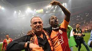 Galatasaray Istanbul: Die Goal-Legendenelf seit 2000 mit Wesley Sneijder  und Hakan Sükür |