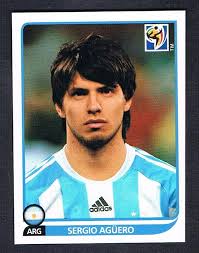 His bangs cut across his forehead and hang just over his eyebrows. What Do You Guys Think Of Aguero With The Long Hair Mcfc