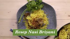 Masukkan beras tersebut kedalam panci, tambahkan air dan garam. Resepi Nasi Briyani India