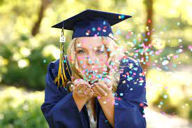Apr 14 2018 explore sburgys board cap and gown pictures followed by 227 people on pinterest. Senior Models Celebrate Graduation Cap And Gown Session