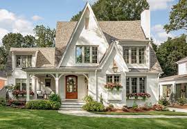 The 5 White Exterior Paint Colors We