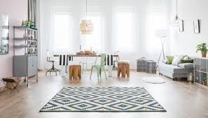 Matching Hardwood Floors And Rugs For