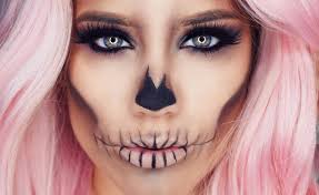 Ever wonder why we all suddenly get dressed up in crazy costumes and prowl the streets in search of candy every october 31? Halloween Make Up So Bekommst Du Keine Pickel