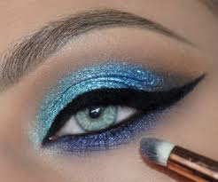 blue makeup tutorial