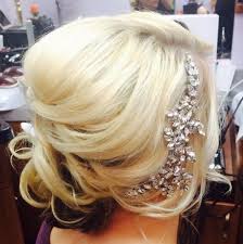 bridal hair makeup trends lashes