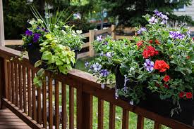 This collection of deck plant hangers makes it easy to support your flower boxes for railings whether on front stoops, porches or wooden patios. Deck Box Plantera Hold Many Benefits For Garden Shoppers