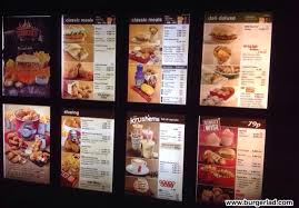 Includes 4 fried chicken, 2 mashed potatoes, 2 coleslaw, 2 buns and 2 drinks. Kfc Menu Prices Updated April 2021 Menu Price List Uk