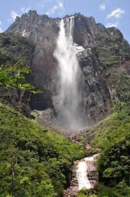 世界最大の落差９７９ｍ、ベネズエラのエンジェルフォールを真下から仰ぎ見る！ | ベネズエラ | トラベルjp 旅行ガイド