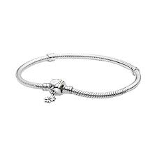 pandora bracelet with daisy and