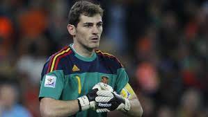 Casillas, a modern goalkeeping great, spent most of his hugely successful career at spanish giants real madrid, before moving to porto in 2015. Me Da Pena Que Mi Carrera No Acabara Como Queria Iker Casillas Elheraldo Co