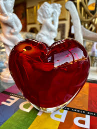Love Age Heart Bud Vase Casa